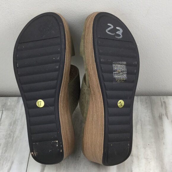 Patrizia by Spring Step Slip On Sandals 7 - Picture 9 of 10